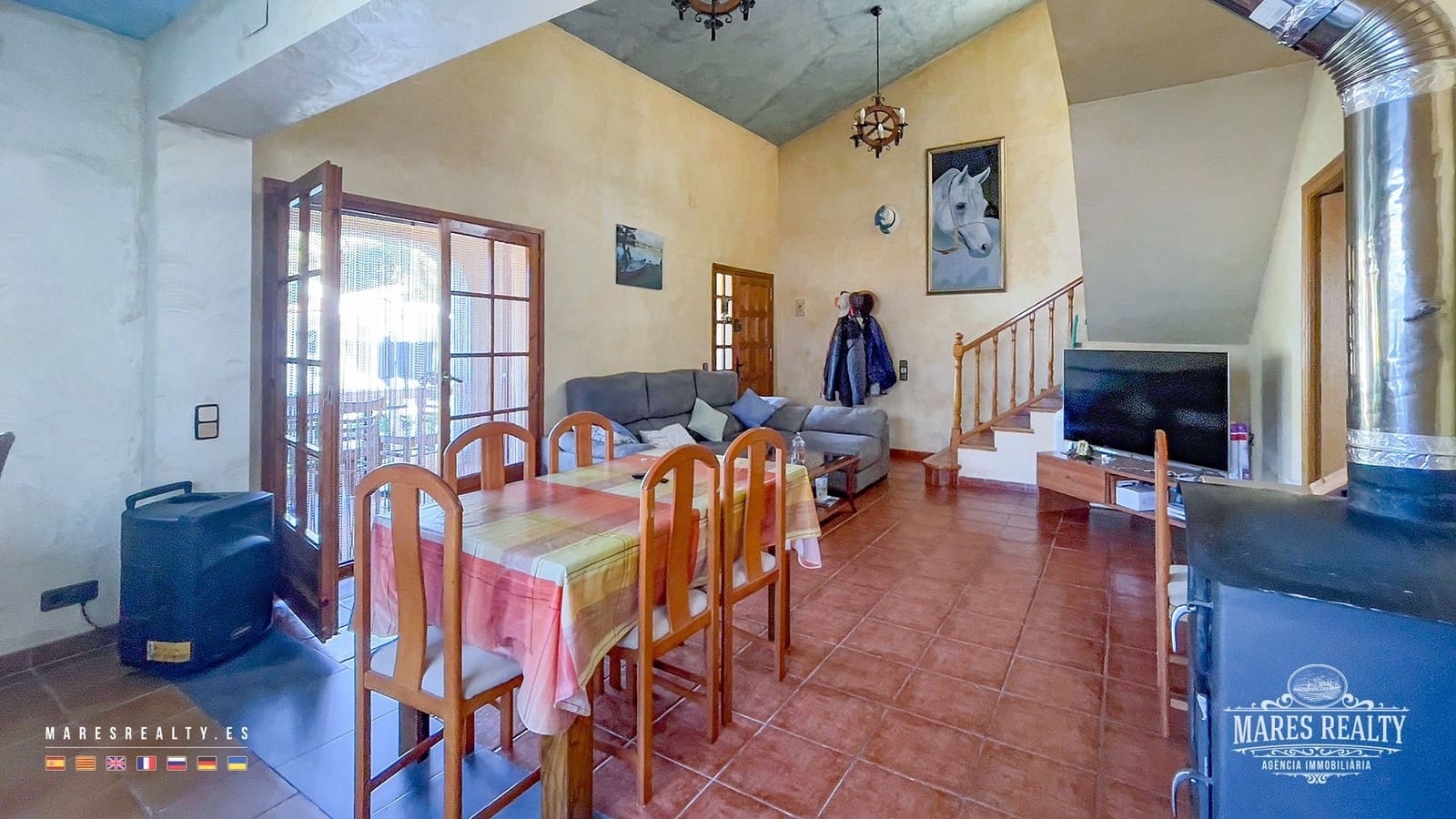 4 bedroom Villa for sale in Lloret de Mar with pool garage - € 290,000 (Ref: 7850216)