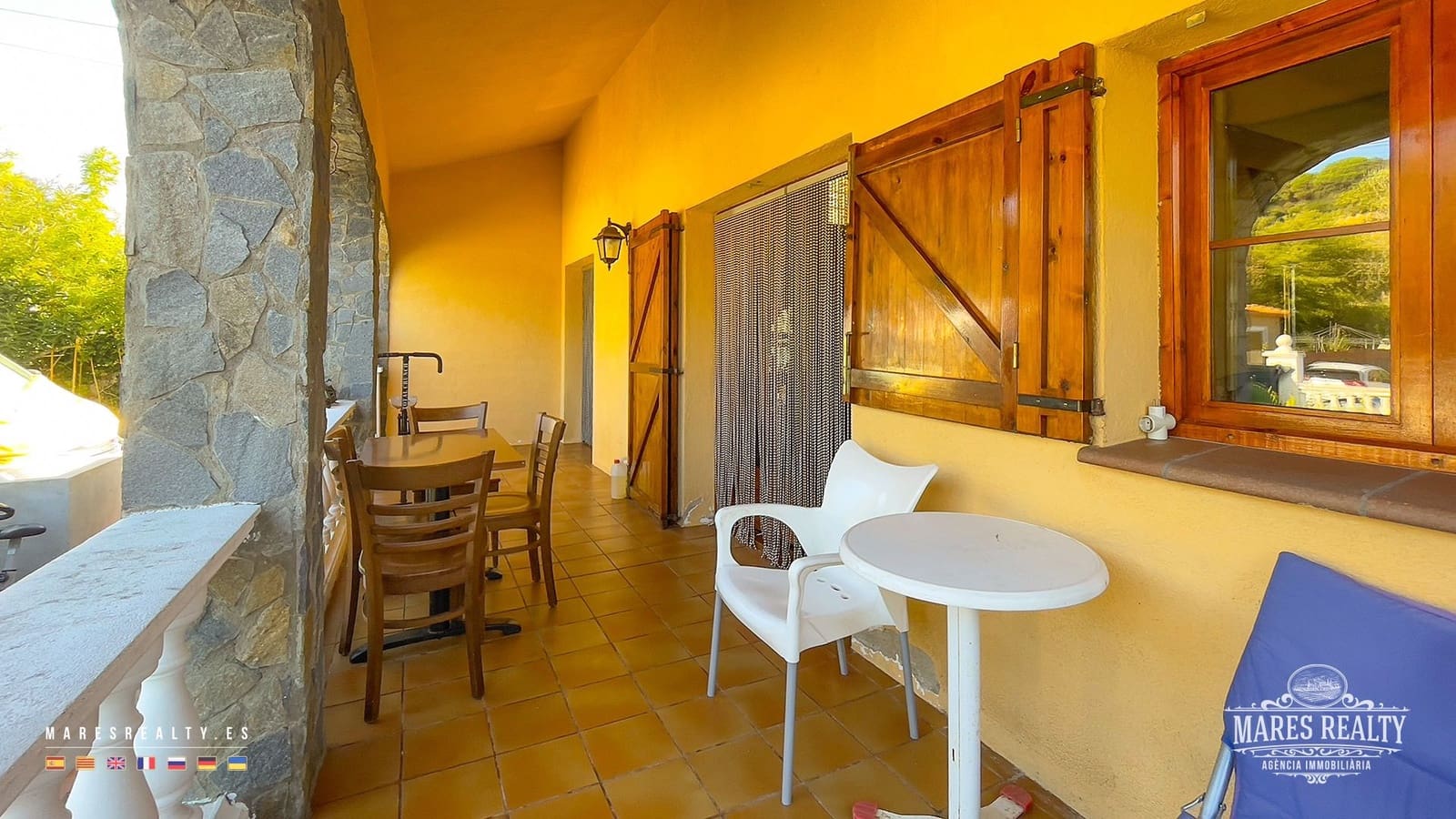 4 bedroom Villa for sale in Lloret de Mar with pool garage - € 290,000 (Ref: 7850216)