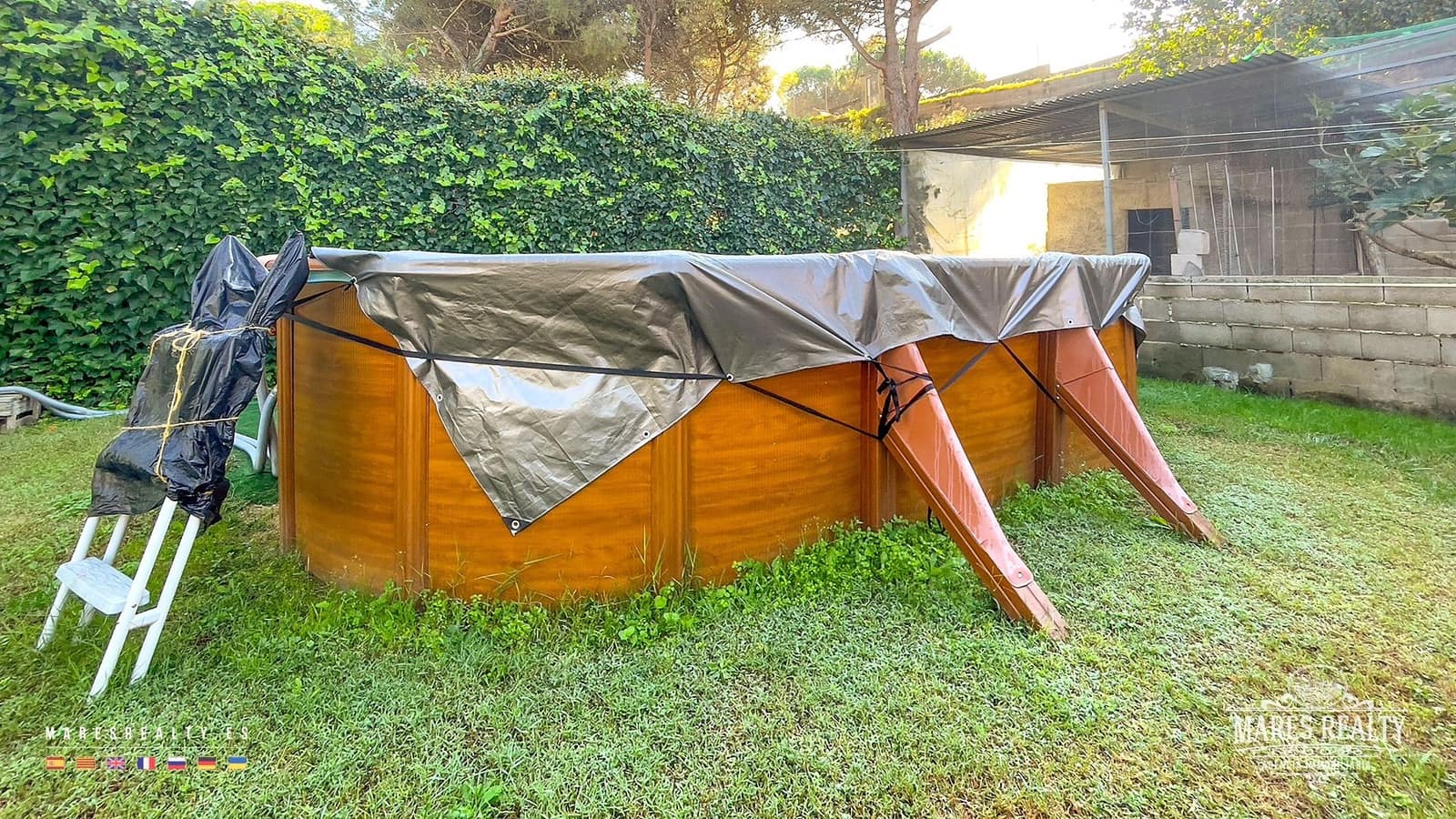 4 bedroom Villa for sale in Lloret de Mar with pool garage - € 290,000 (Ref: 7850216)