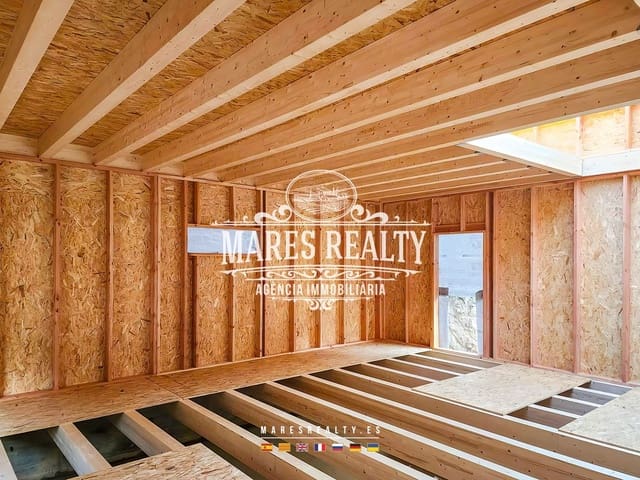 3 soverom Villa til salgs i Lloret de Mar med garasje - € 299 500 (Ref: 7860660)