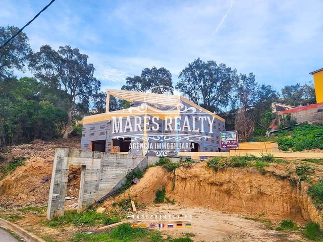 3 soverom Villa til salgs i Lloret de Mar med garasje - € 299 500 (Ref: 7860660)