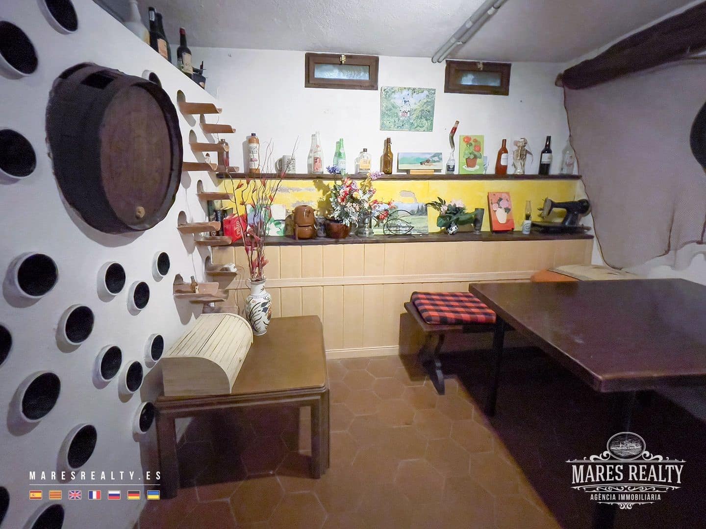 7 bedroom Villa for sale in Lloret de Mar with pool garage - € 650,000 (Ref: 7899350)