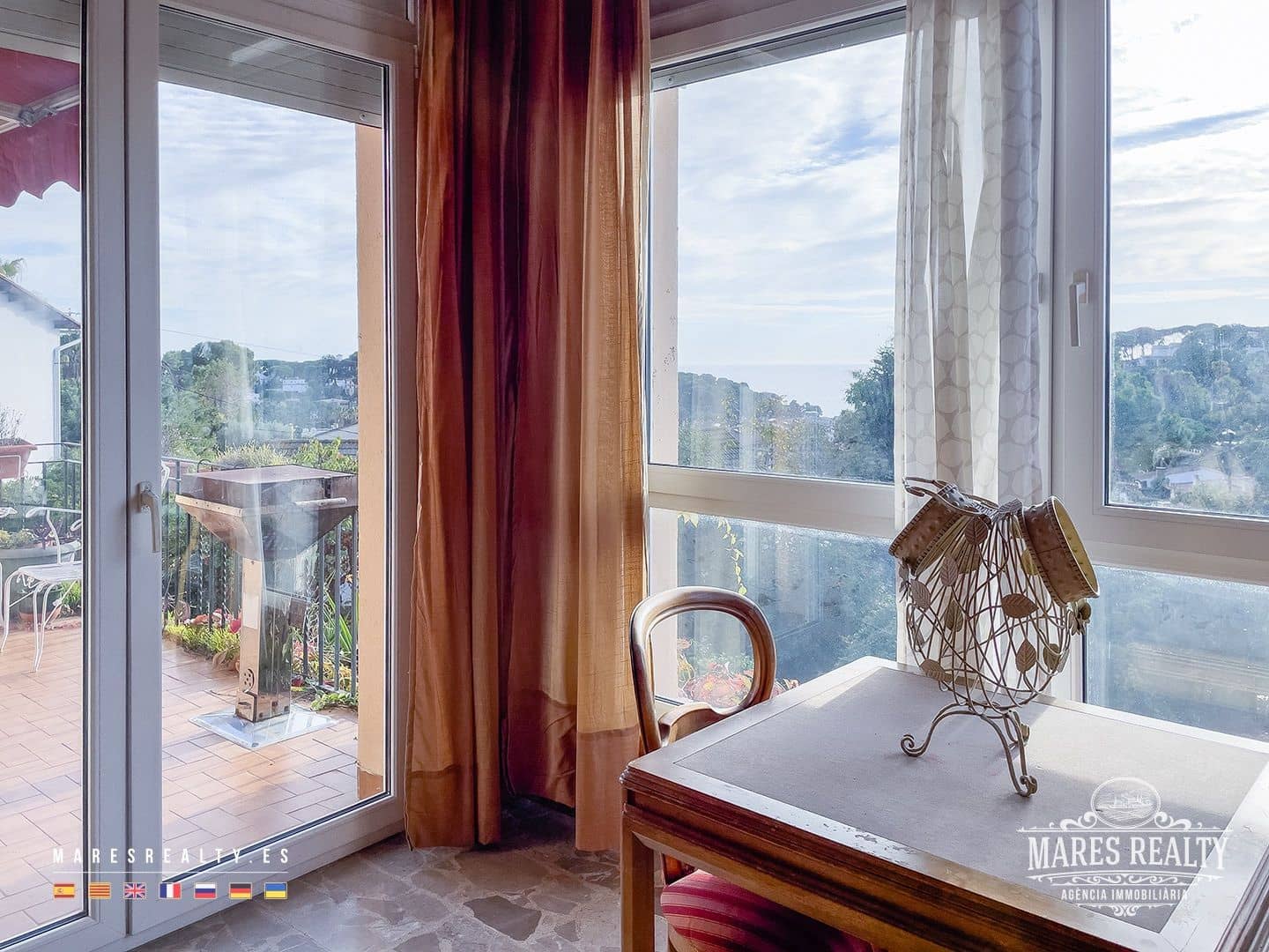 7 bedroom Villa for sale in Lloret de Mar with pool garage - € 650,000 (Ref: 7899350)