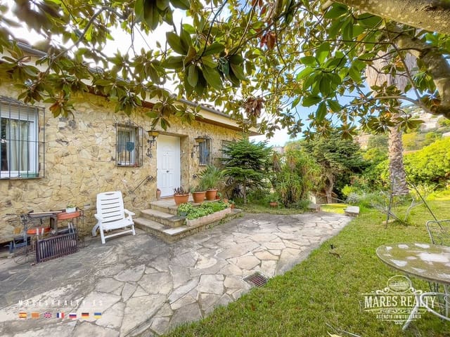 7 bedroom Villa for sale in Lloret de Mar with pool garage - € 650,000 (Ref: 7899350)