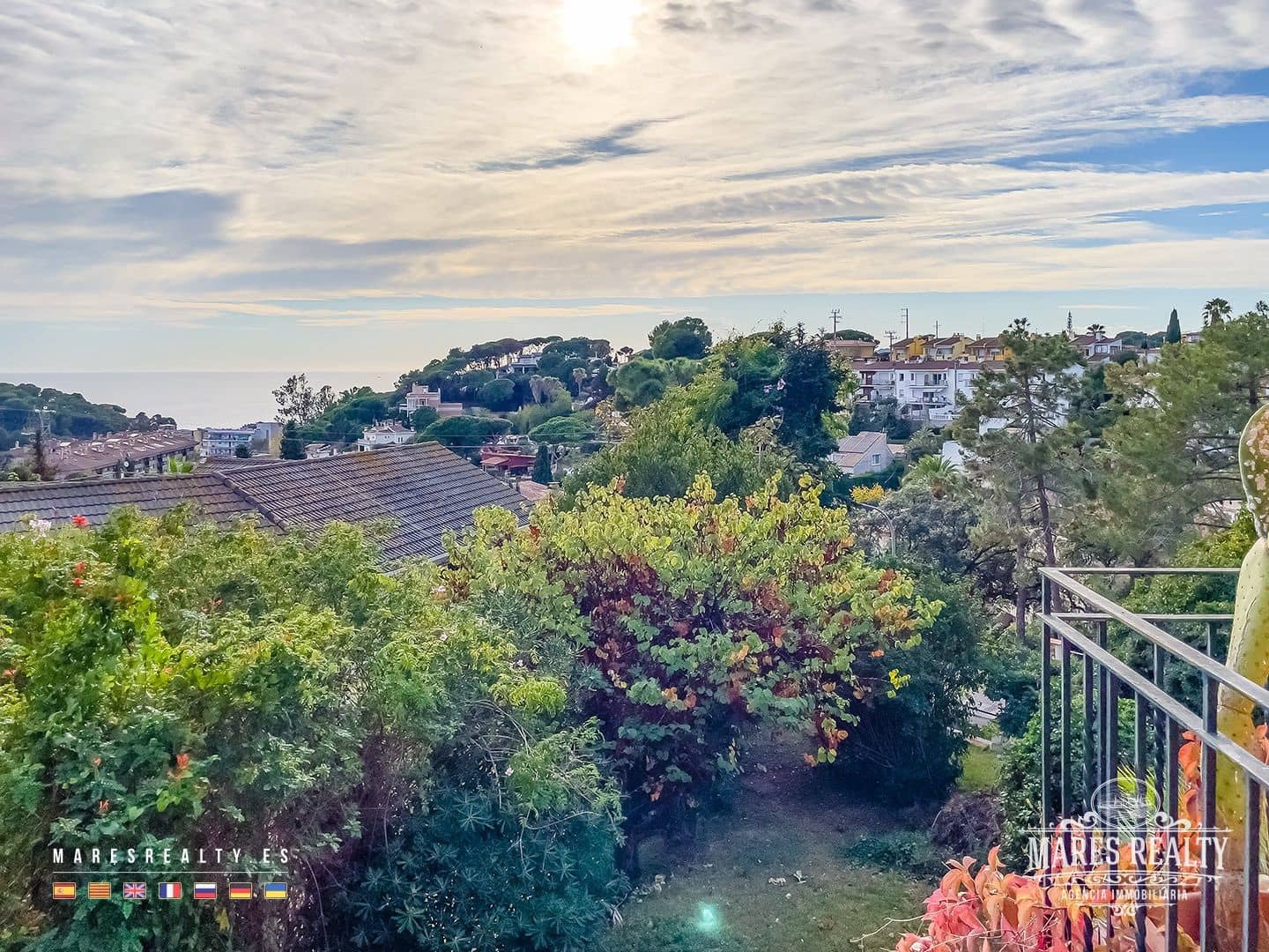 7 bedroom Villa for sale in Lloret de Mar with pool garage - € 650,000 (Ref: 7899350)