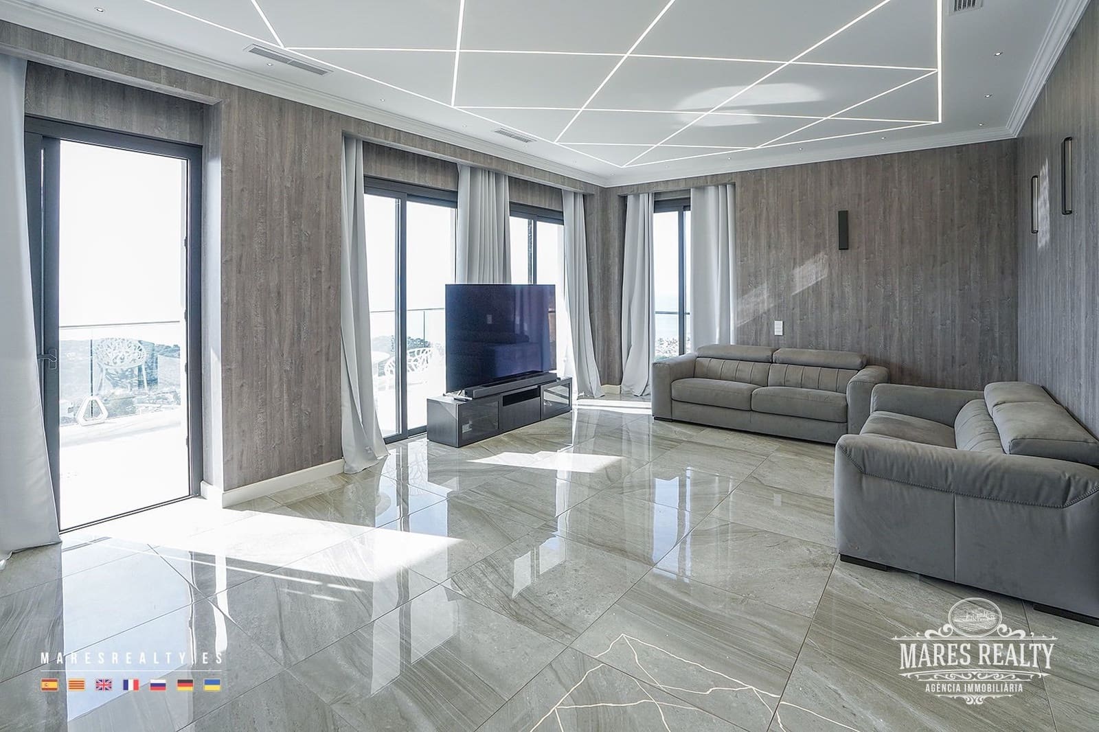 3 soveværelse Villa til salg i Lloret de Mar med swimmingpool garage - € 1.300.000 (Ref: 7904464)