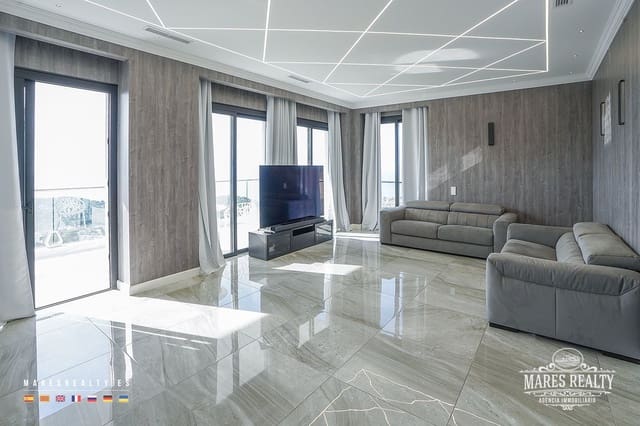 3 soverom Villa til salgs i Roca Grossa, Lloret de Mar med svømmebasseng garasje - € 1 300 000 (Ref: 7904464)