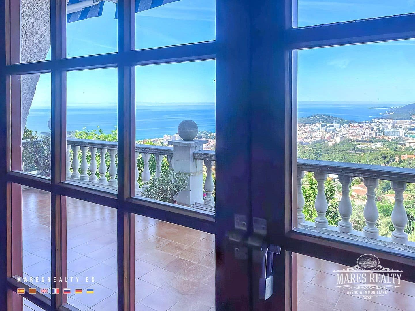 5 soveværelse Villa til salg i Lloret de Mar med swimmingpool garage - € 750.000 (Ref: 7921827)