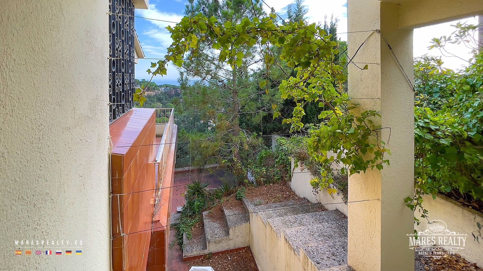 7 soveværelse Villa til salg i Lloret de Mar - € 285.000 (Ref: 7950587)