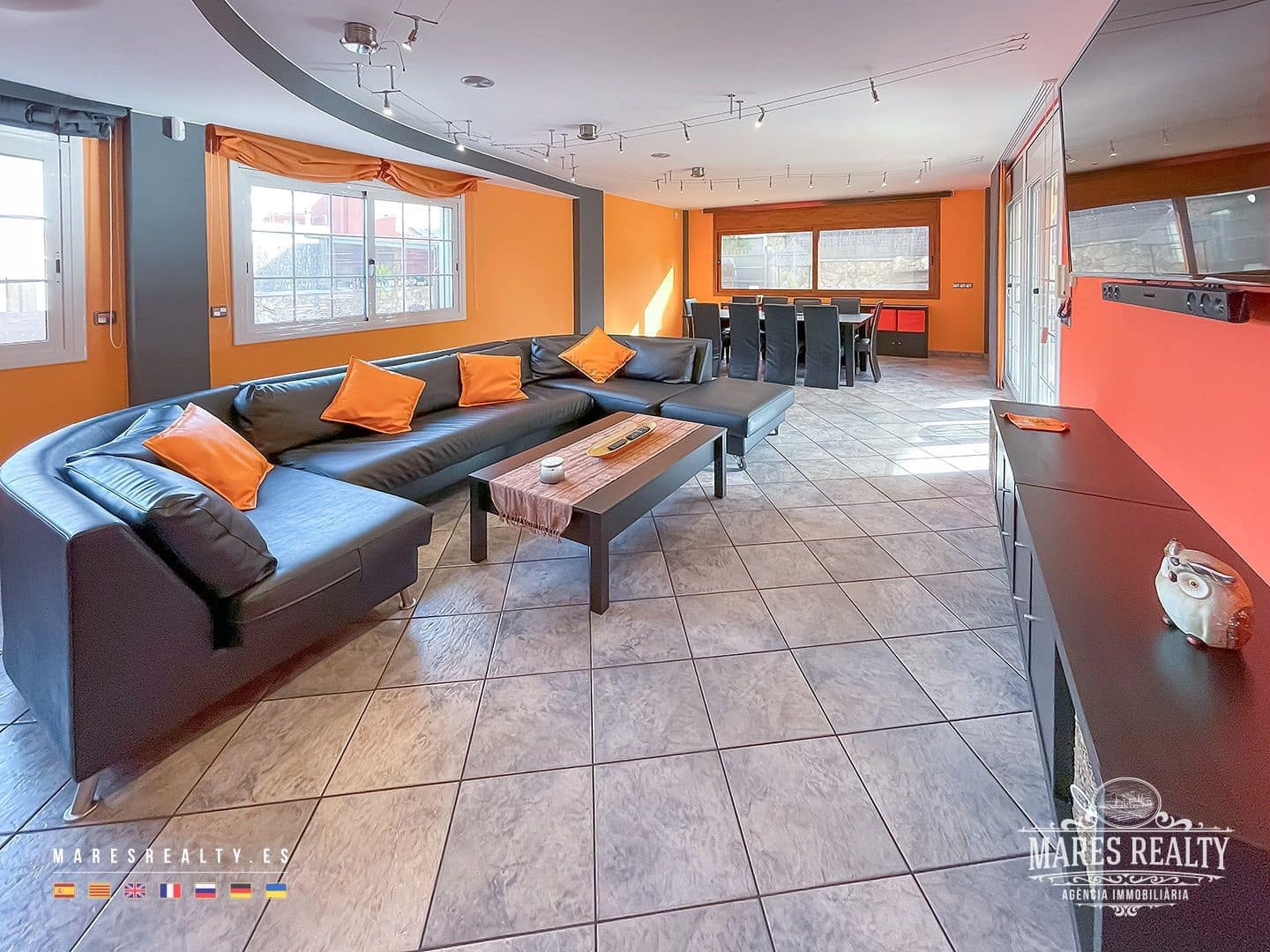 4 sypialnia Willa na sprzedaż w Blanes z basenem garażem - 795 000 € (Ref: 7976104)