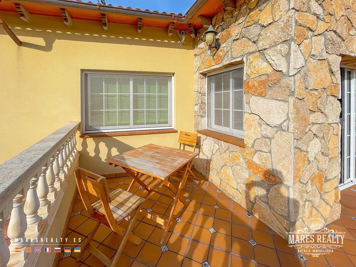 4 sypialnia Willa na sprzedaż w Blanes z basenem garażem - 795 000 € (Ref: 7976104)