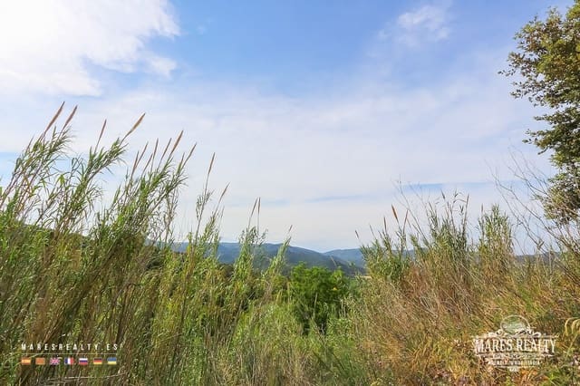 Undeveloped Land for sale in Tossa de Mar - € 180,000 (Ref: 8012581)
