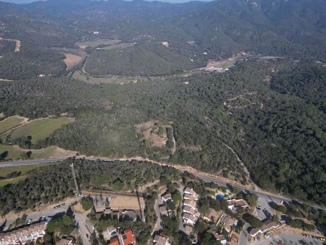 Undeveloped Land for sale in Tossa de Mar - € 180,000 (Ref: 8012581)