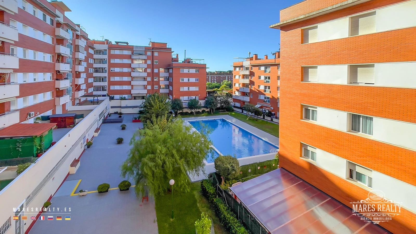 2 soveværelse Lejlighed til salg i Lloret de Mar med swimmingpool - € 205.000 (Ref: 8139881)