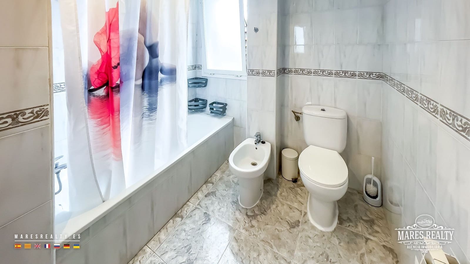 2 soveværelse Lejlighed til salg i Lloret de Mar med swimmingpool - € 205.000 (Ref: 8139881)