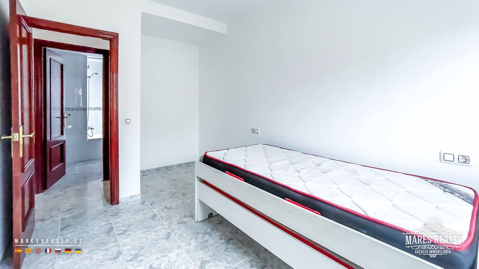 2 soveværelse Lejlighed til salg i Lloret de Mar med swimmingpool - € 205.000 (Ref: 8139881)