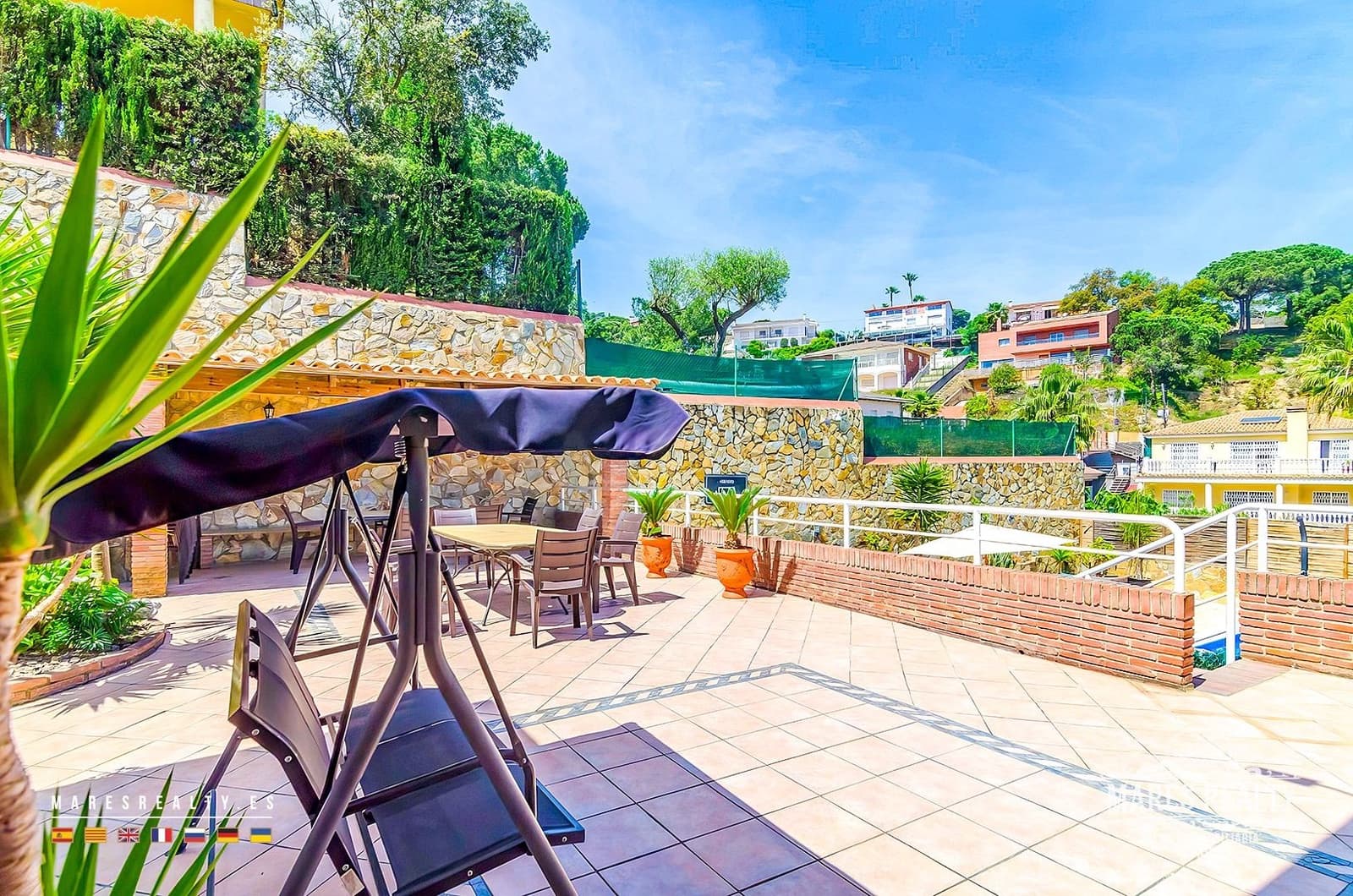 9 bedroom Villa for sale in Lloret de Mar with pool garage - € 685,000 (Ref: 8168021)
