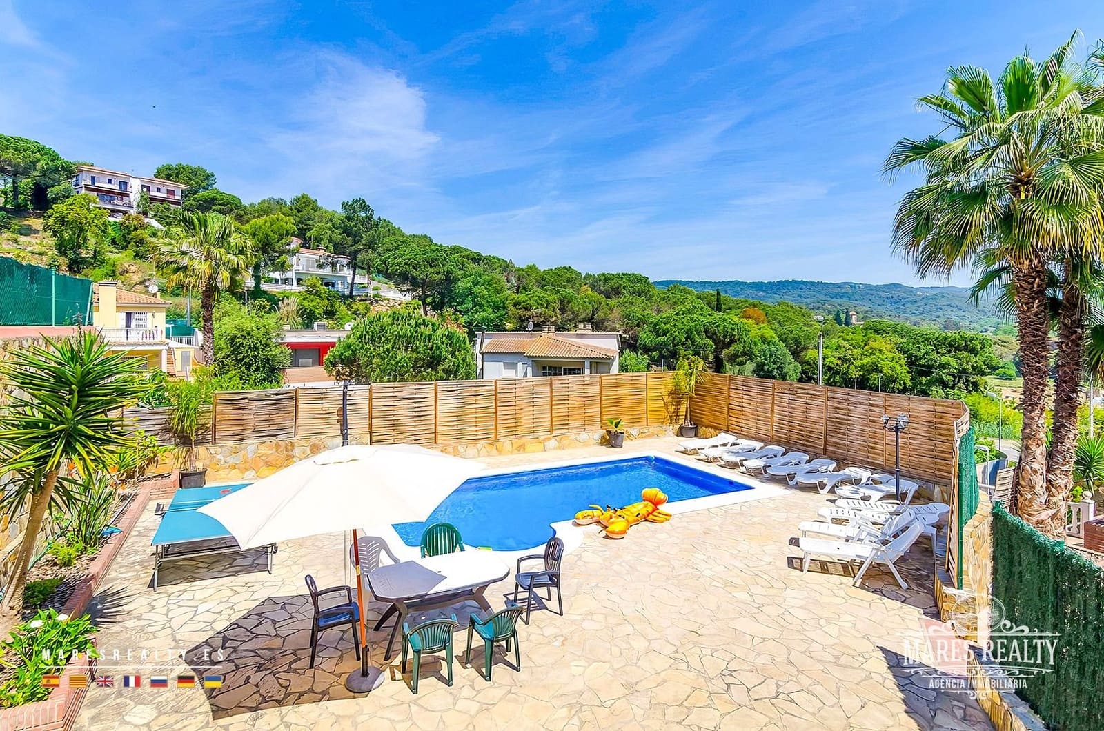 9 bedroom Villa for sale in Lloret de Mar with pool garage - € 685,000 (Ref: 8168021)