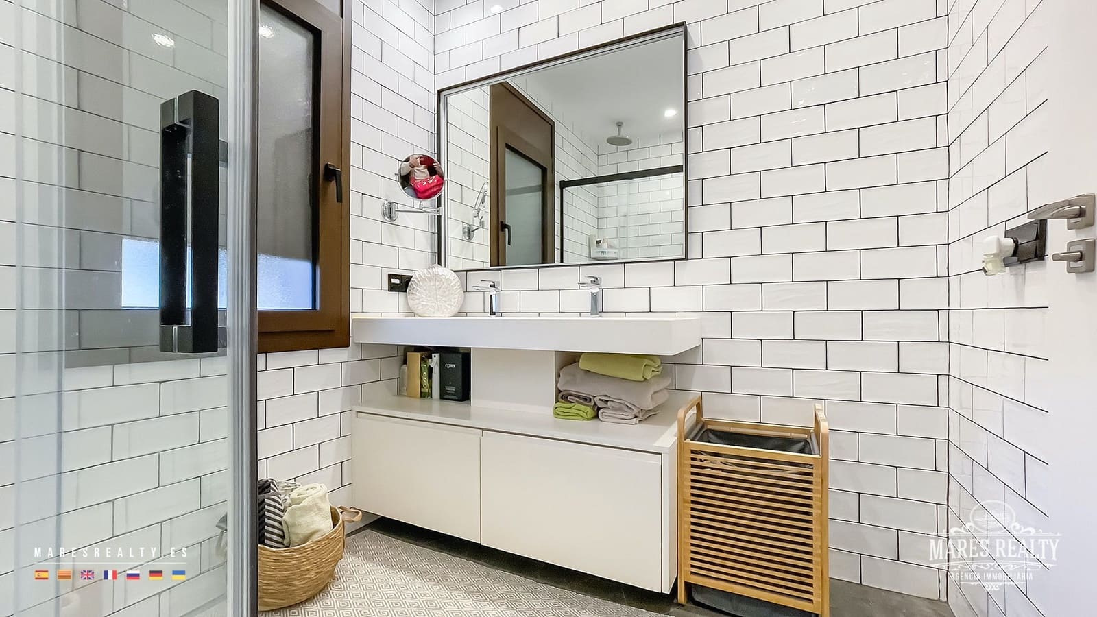 5 bedroom Villa for sale in Lloret de Mar with pool garage - € 1,850,000 (Ref: 8206022)