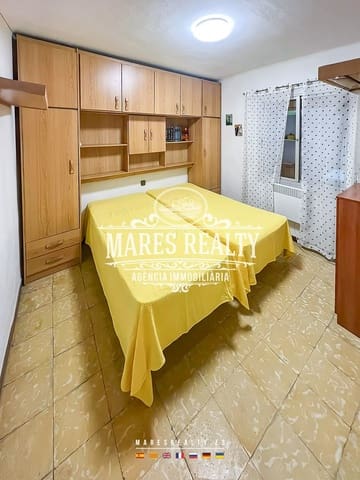 2 bedroom Flat for sale in Blanes with pool garage - € 125,000 (Ref: 8215494)