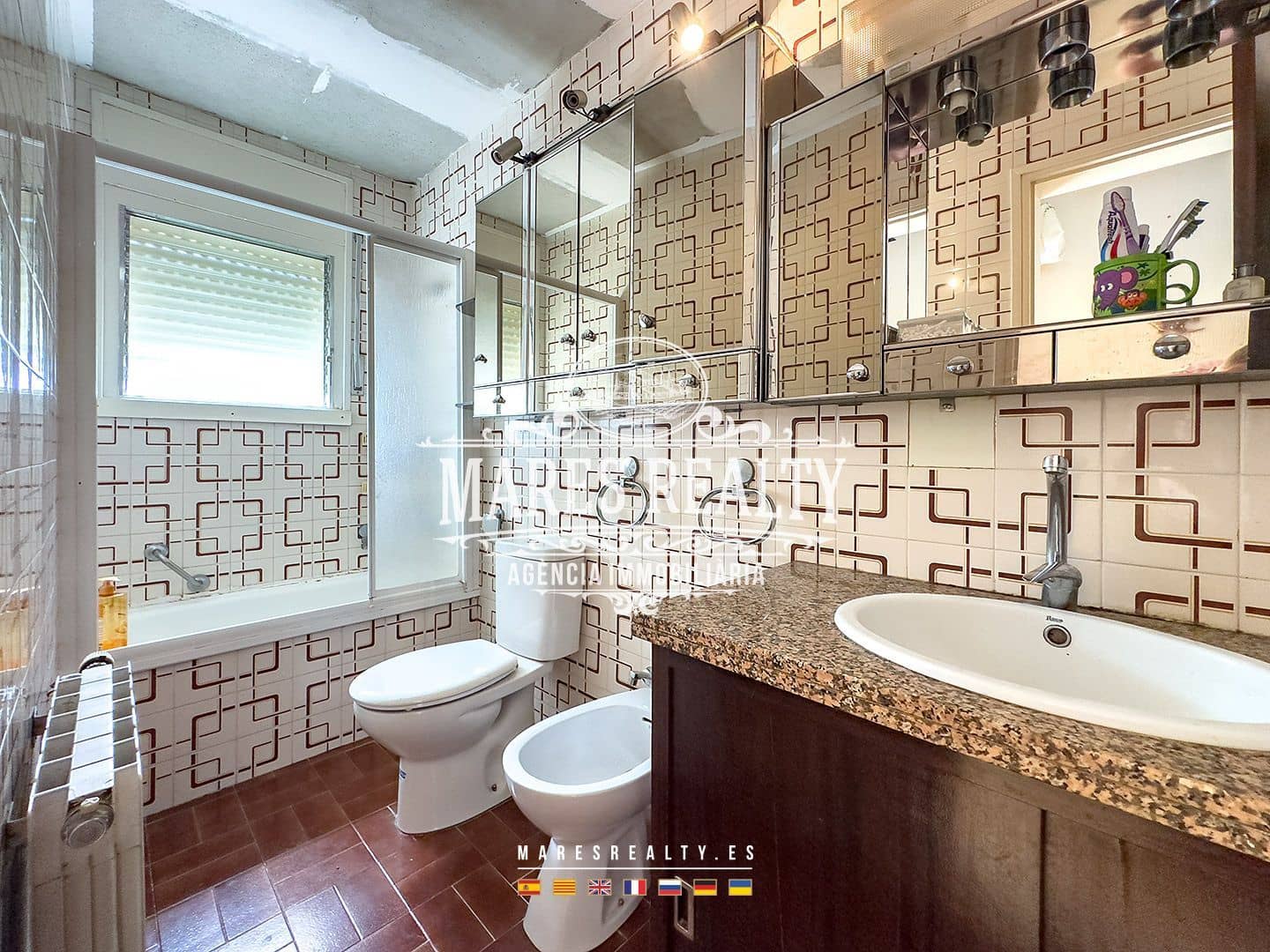 Chalet de 7 habitaciones en Lloret de Mar en venta con piscina garaje - 700.000 € (Ref: 8327303)