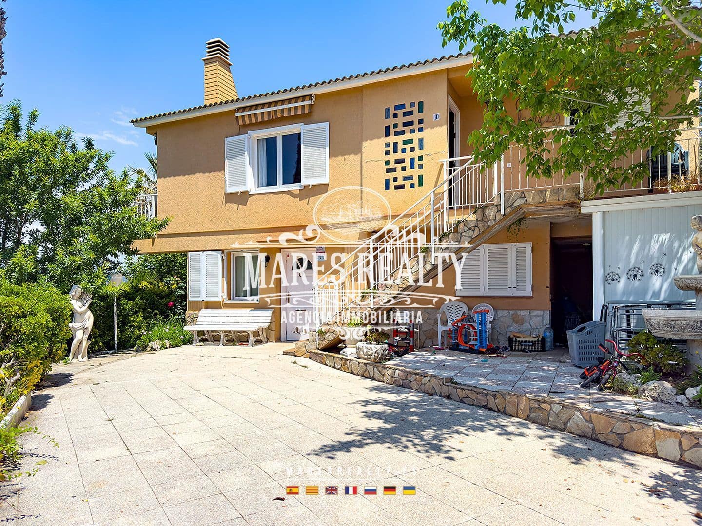 Chalet de 7 habitaciones en Lloret de Mar en venta con piscina garaje - 700.000 € (Ref: 8327303)