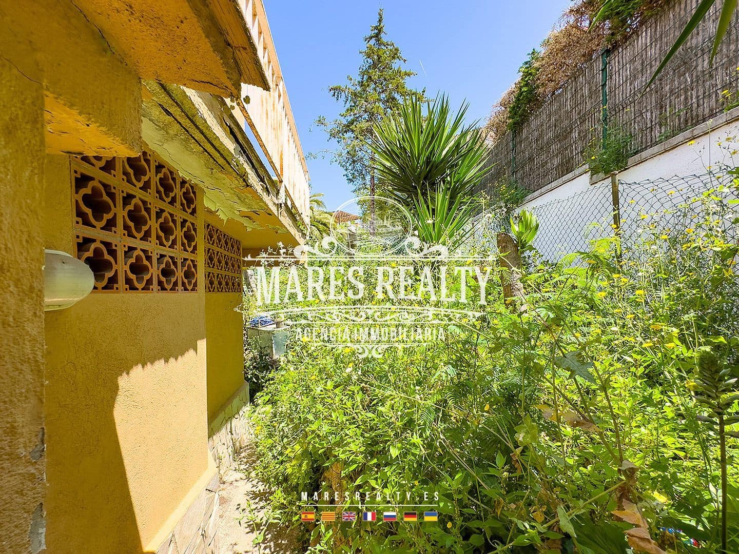 Chalet de 7 habitaciones en Lloret de Mar en venta con piscina garaje - 700.000 € (Ref: 8327303)