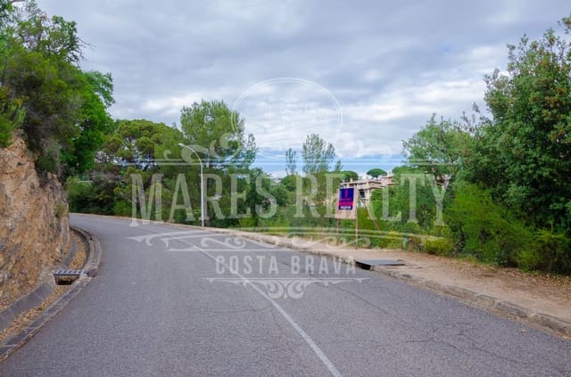 Undeveloped Land for sale in Tossa de Mar - € 122,000 (Ref: 8342796)