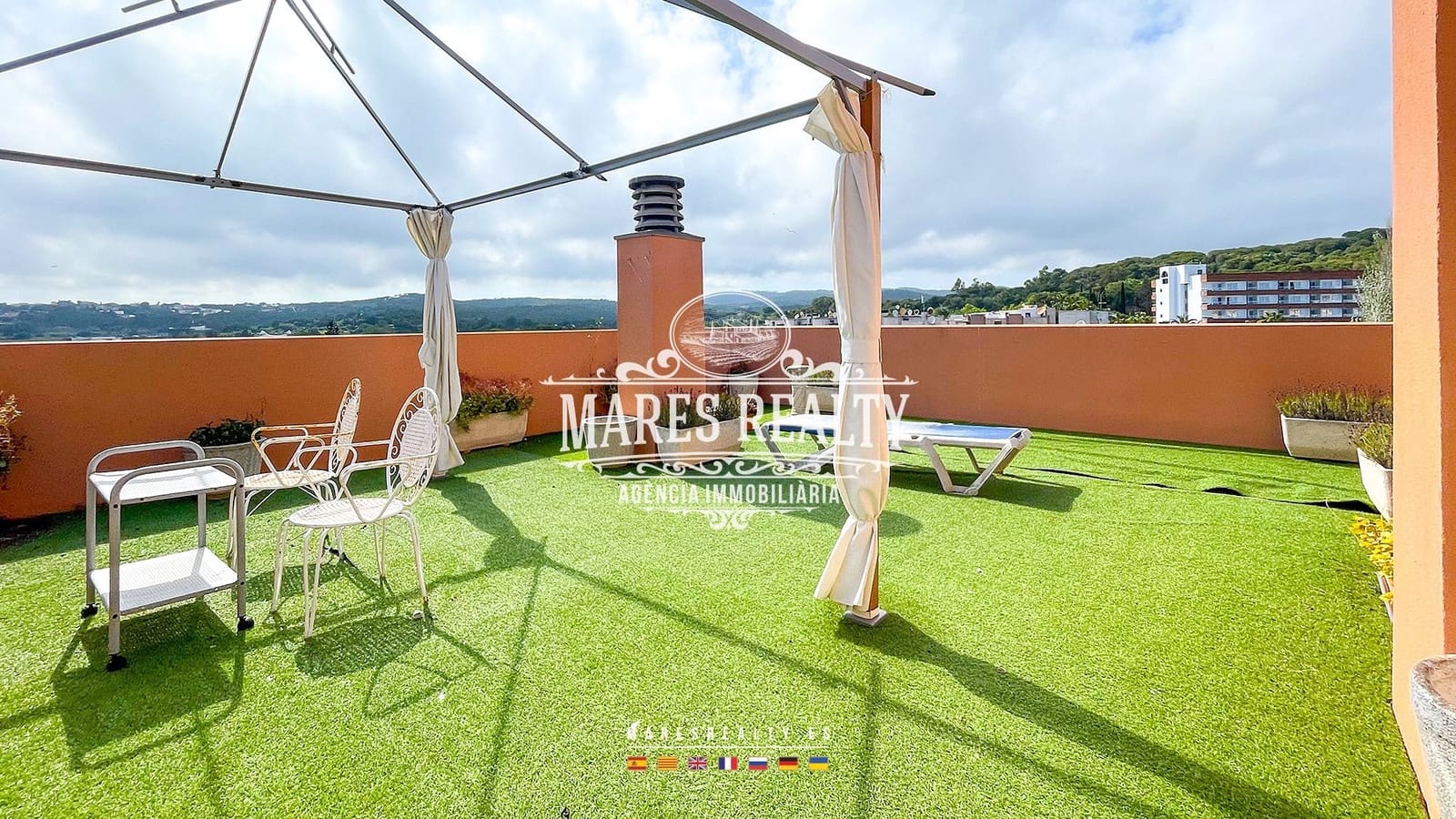 3 soverom Penthouse til salgs i Lloret de Mar med garasje - € 290 000 (Ref: 8384844)