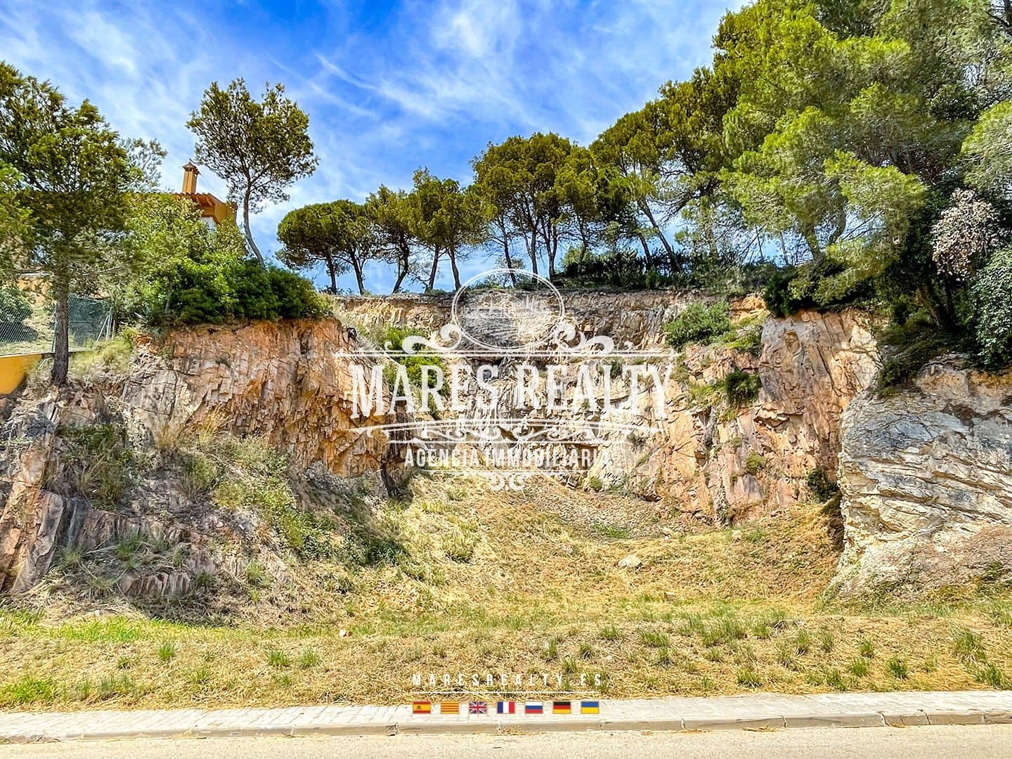 Grunde uden byggetilladelser til salg i Blanes - € 690.000 (Ref: 8404658)