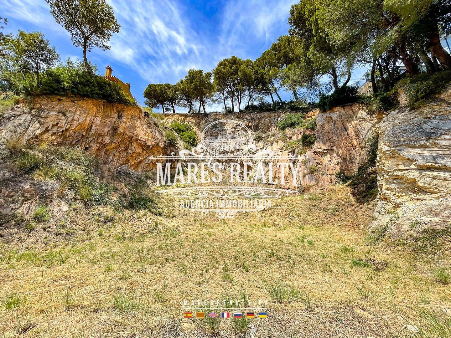 Grunde uden byggetilladelser til salg i Blanes - € 690.000 (Ref: 8404658)