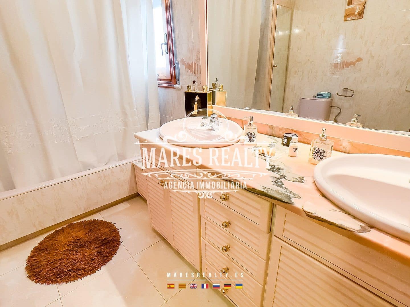 Chalet de 7 habitaciones en Lloret de Mar en venta con piscina garaje - 695.000 € (Ref: 8406837)