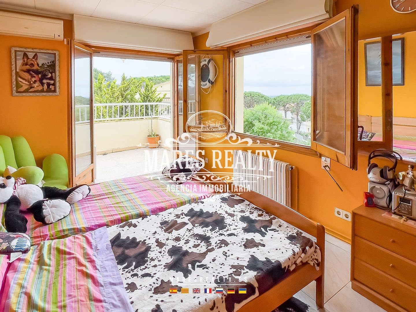 Chalet de 7 habitaciones en Lloret de Mar en venta con piscina garaje - 695.000 € (Ref: 8406837)