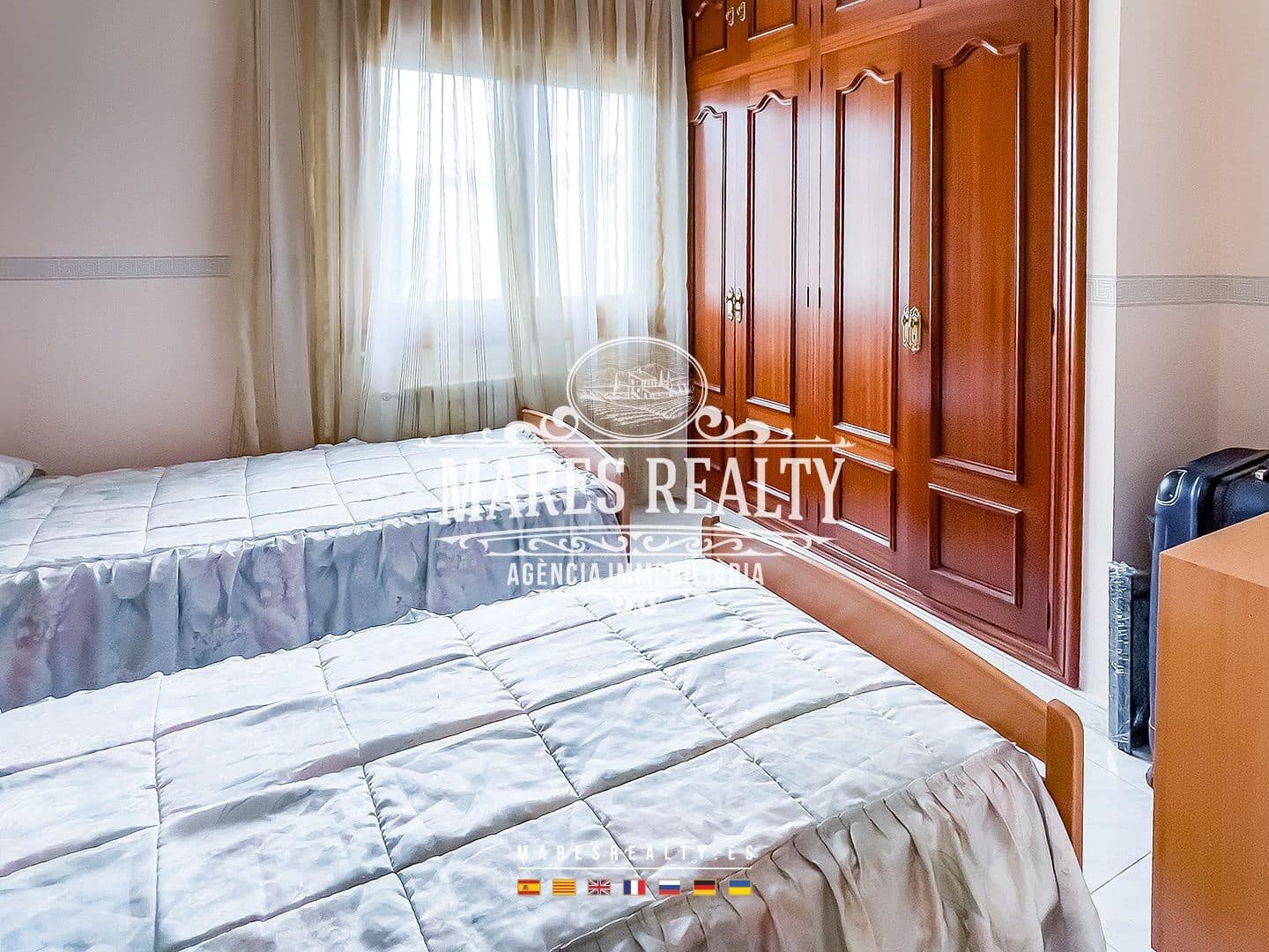 Chalet de 7 habitaciones en Lloret de Mar en venta con piscina garaje - 695.000 € (Ref: 8406837)