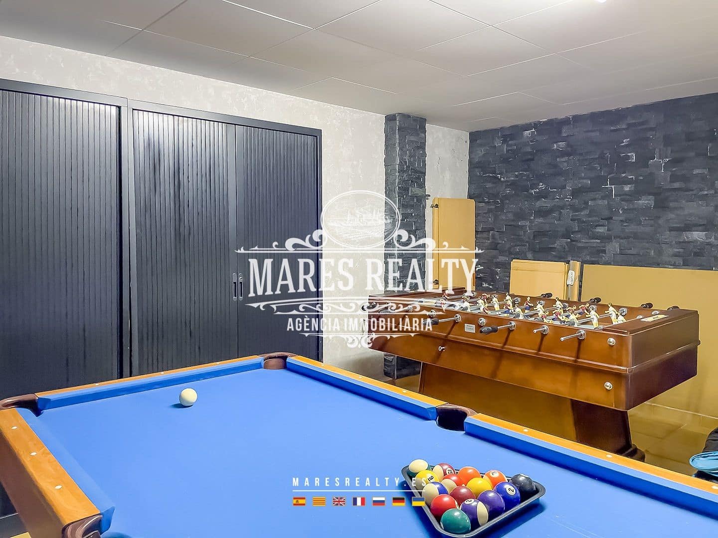 Chalet de 7 habitaciones en Lloret de Mar en venta con piscina garaje - 695.000 € (Ref: 8406837)