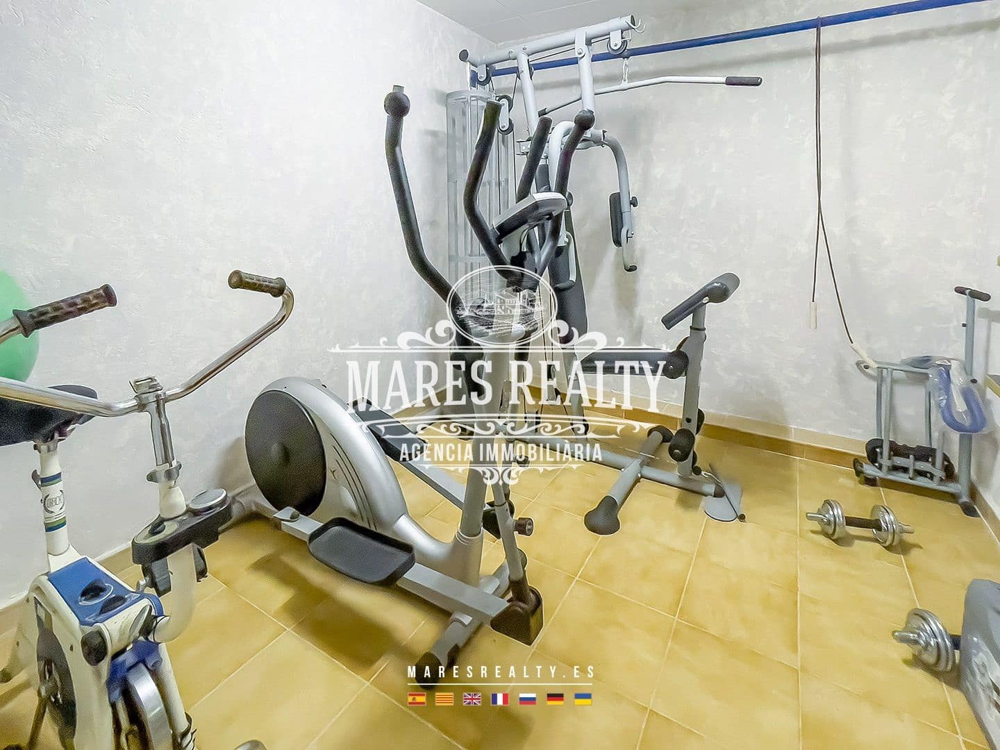 Chalet de 7 habitaciones en Lloret de Mar en venta con piscina garaje - 695.000 € (Ref: 8406837)