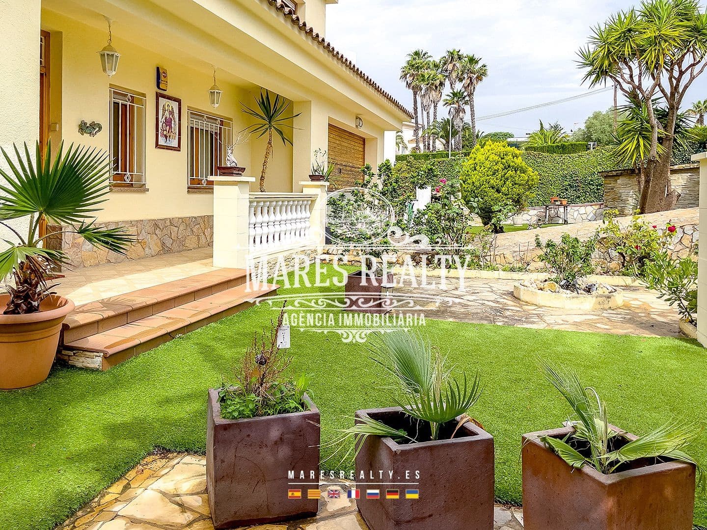 Chalet de 7 habitaciones en Lloret de Mar en venta con piscina garaje - 695.000 € (Ref: 8406837)
