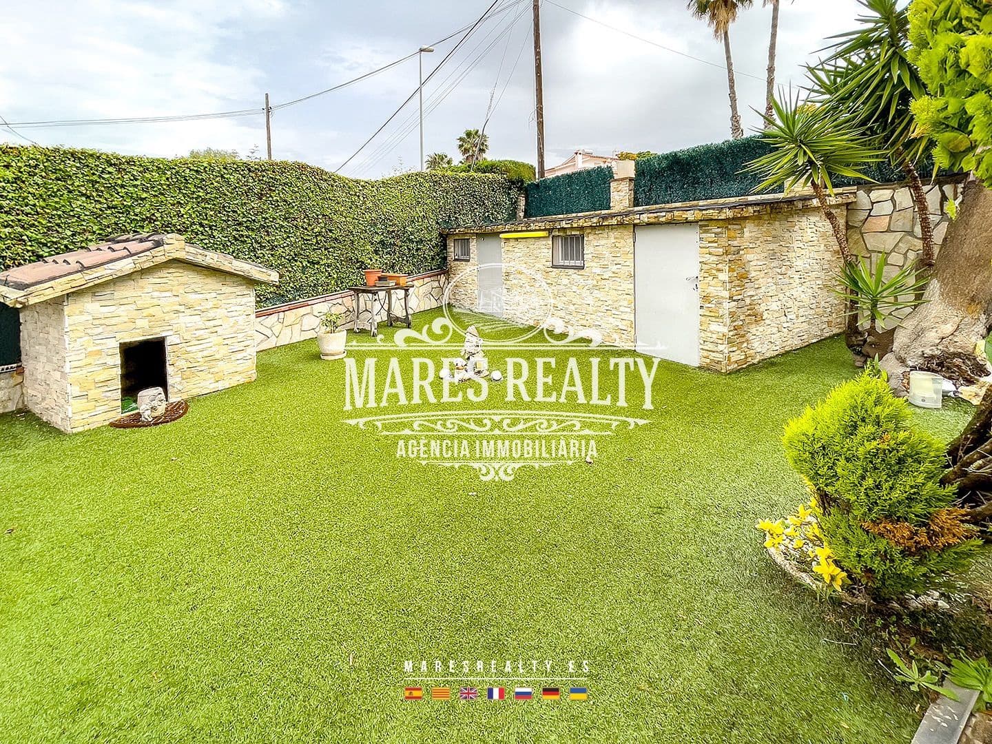 Chalet de 7 habitaciones en Lloret de Mar en venta con piscina garaje - 695.000 € (Ref: 8406837)