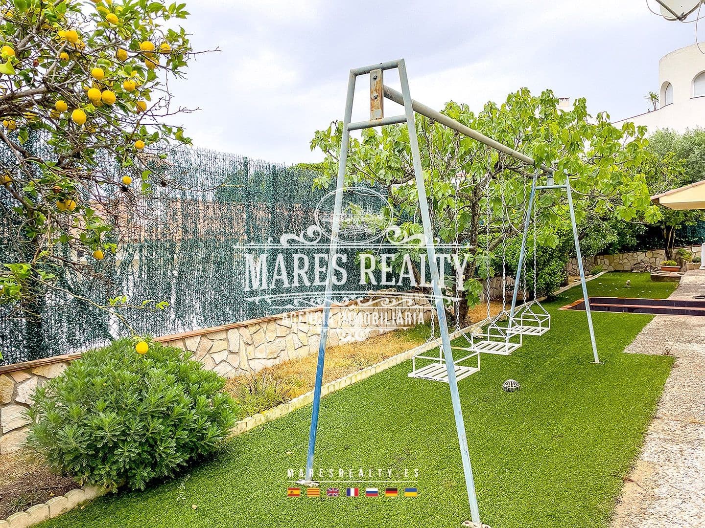 Chalet de 7 habitaciones en Lloret de Mar en venta con piscina garaje - 695.000 € (Ref: 8406837)