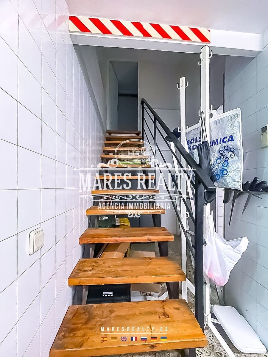 Erhverv til salg i Mataro - € 230.000 (Ref: 8406839)