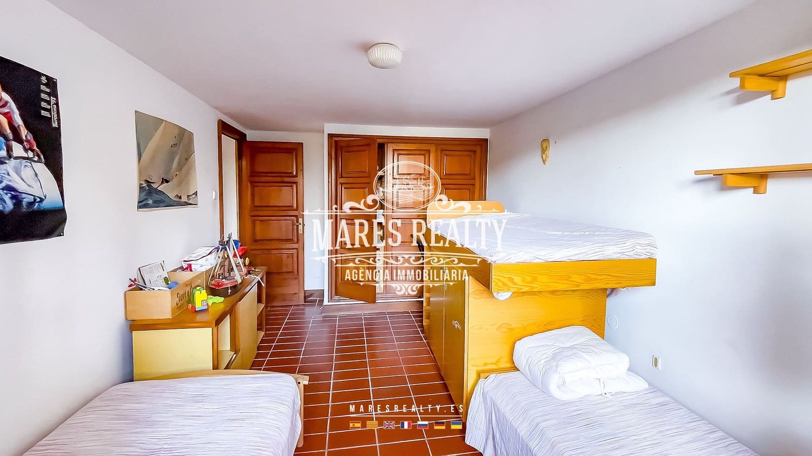 10 slaapkamer Villa te koop in Lloret de Mar met zwembad garage - € 900.000 (Ref: 8417376)