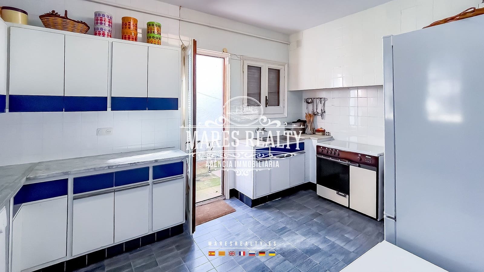 10 slaapkamer Villa te koop in Lloret de Mar met zwembad garage - € 900.000 (Ref: 8417376)