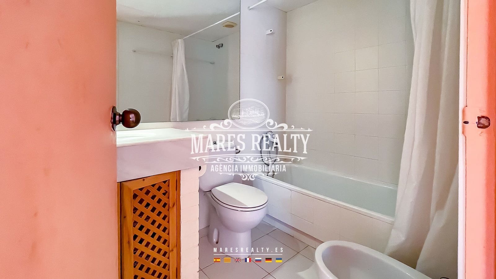 10 slaapkamer Villa te koop in Lloret de Mar met zwembad garage - € 900.000 (Ref: 8417376)