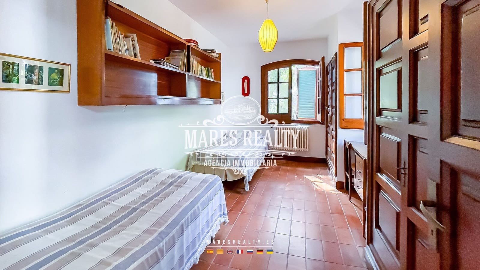 10 slaapkamer Villa te koop in Lloret de Mar met zwembad garage - € 900.000 (Ref: 8417376)