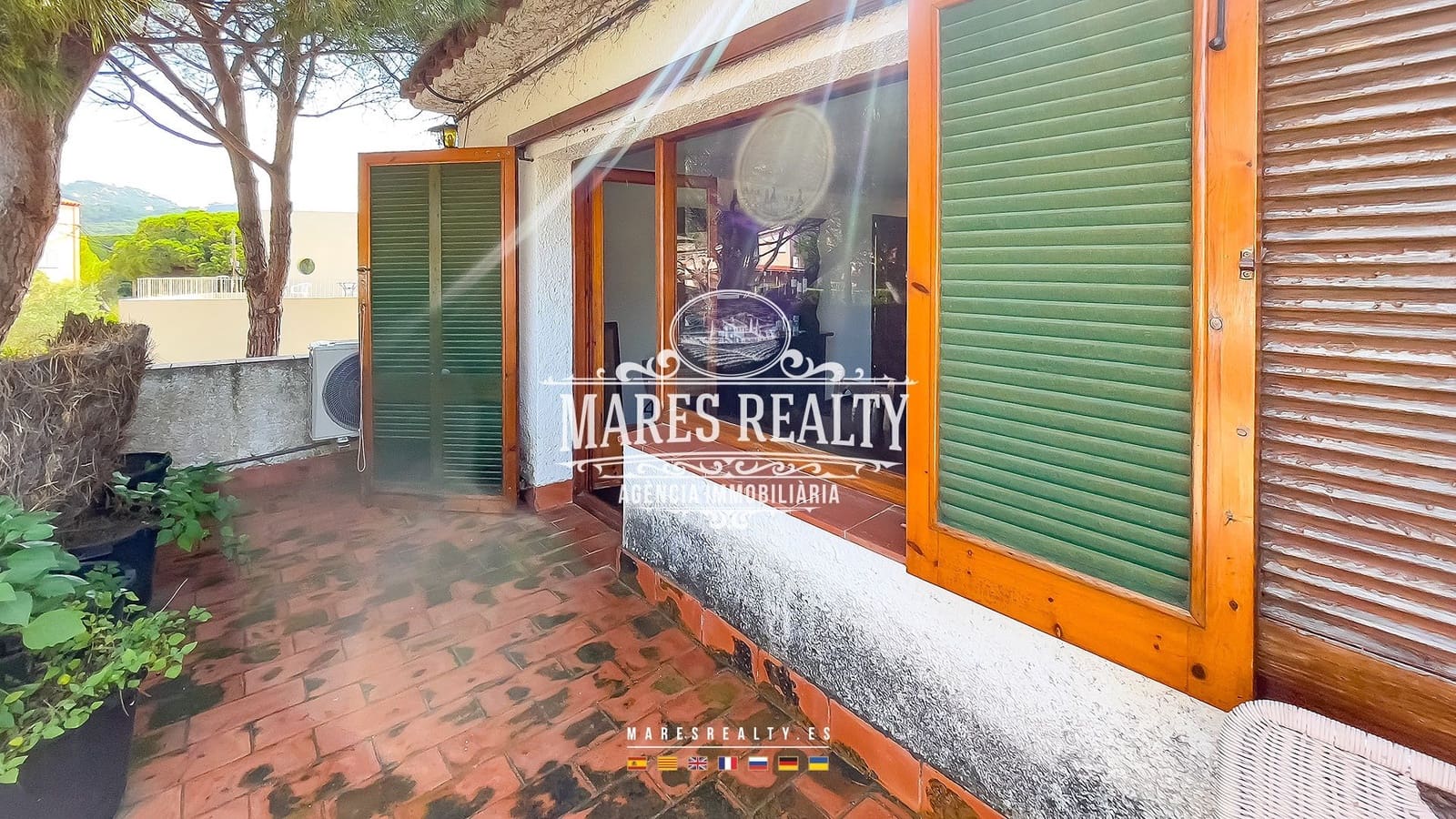 10 slaapkamer Villa te koop in Lloret de Mar met zwembad garage - € 900.000 (Ref: 8417376)