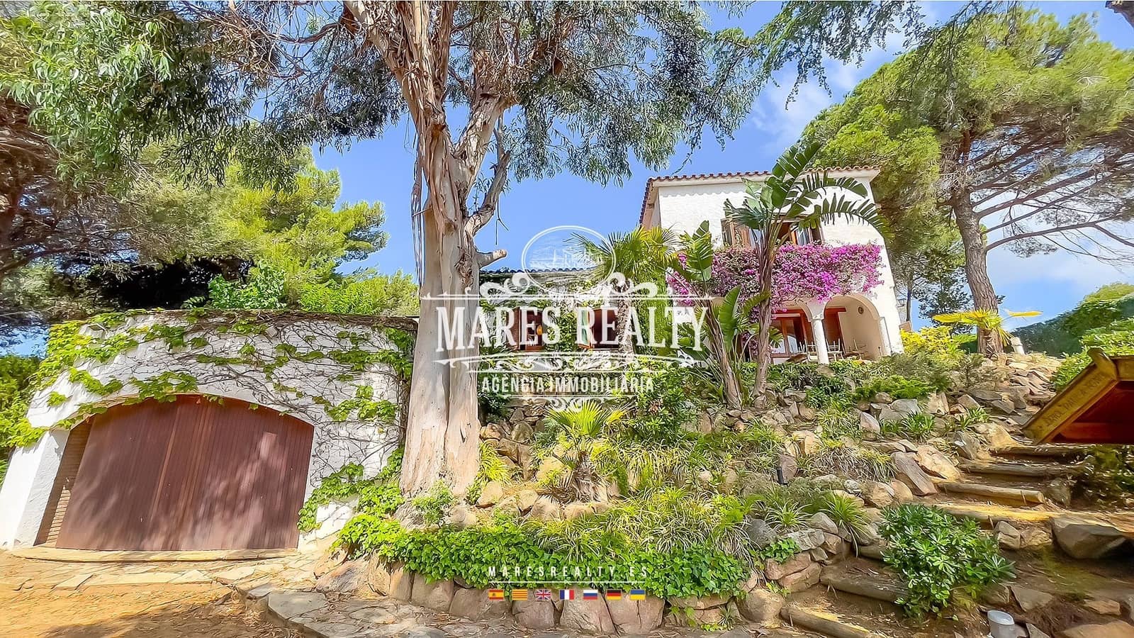 10 slaapkamer Villa te koop in Lloret de Mar met zwembad garage - € 900.000 (Ref: 8417376)