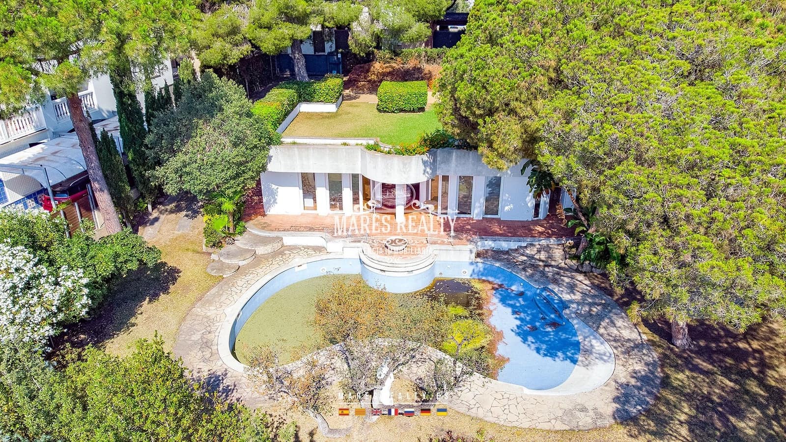 10 slaapkamer Villa te koop in Lloret de Mar met zwembad garage - € 900.000 (Ref: 8417376)