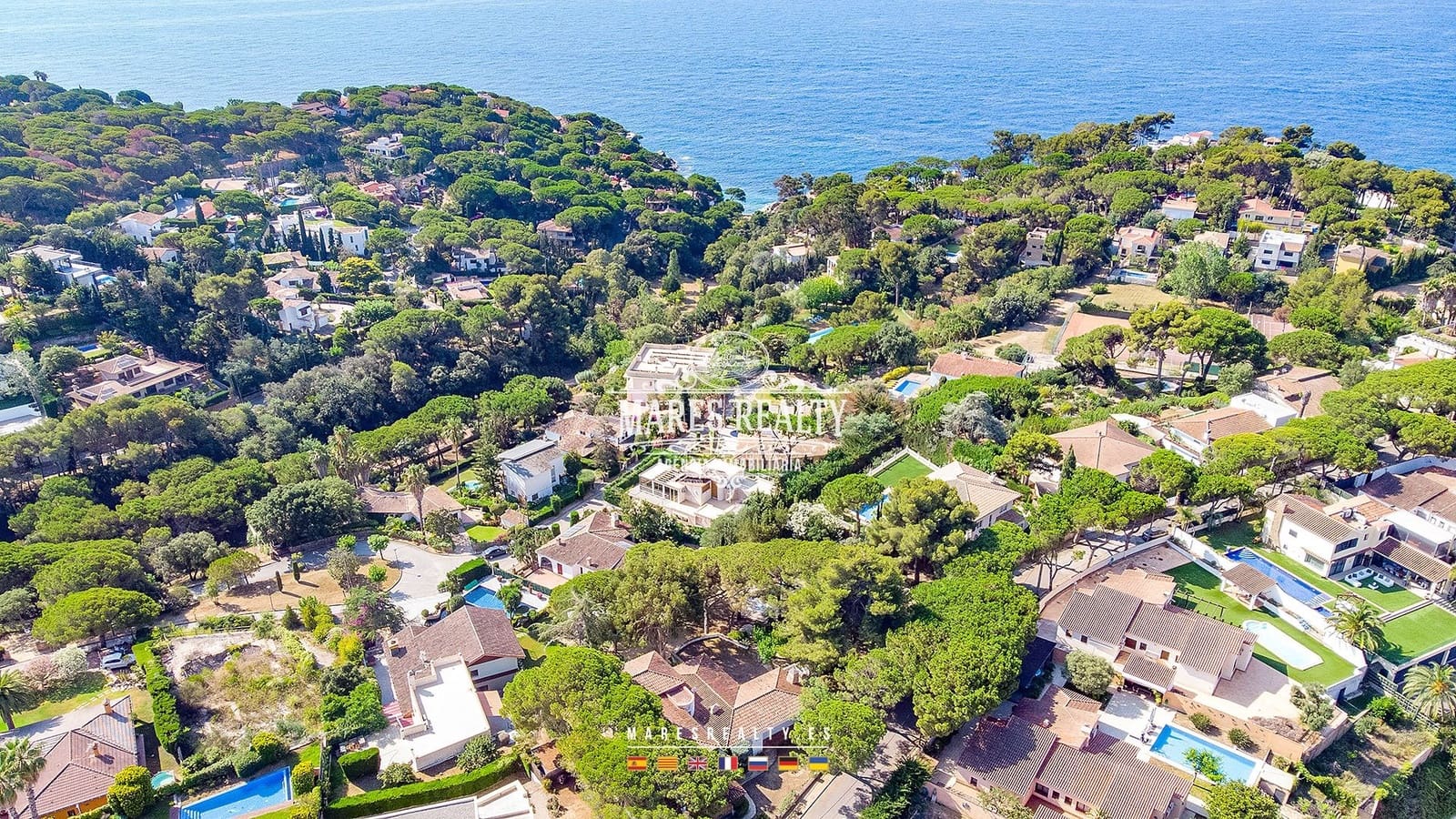10 slaapkamer Villa te koop in Lloret de Mar met zwembad garage - € 900.000 (Ref: 8417376)