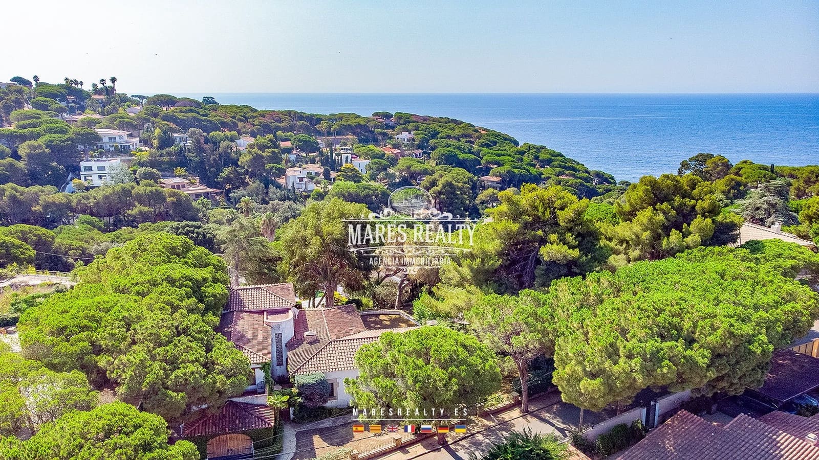 10 slaapkamer Villa te koop in Lloret de Mar met zwembad garage - € 900.000 (Ref: 8417376)