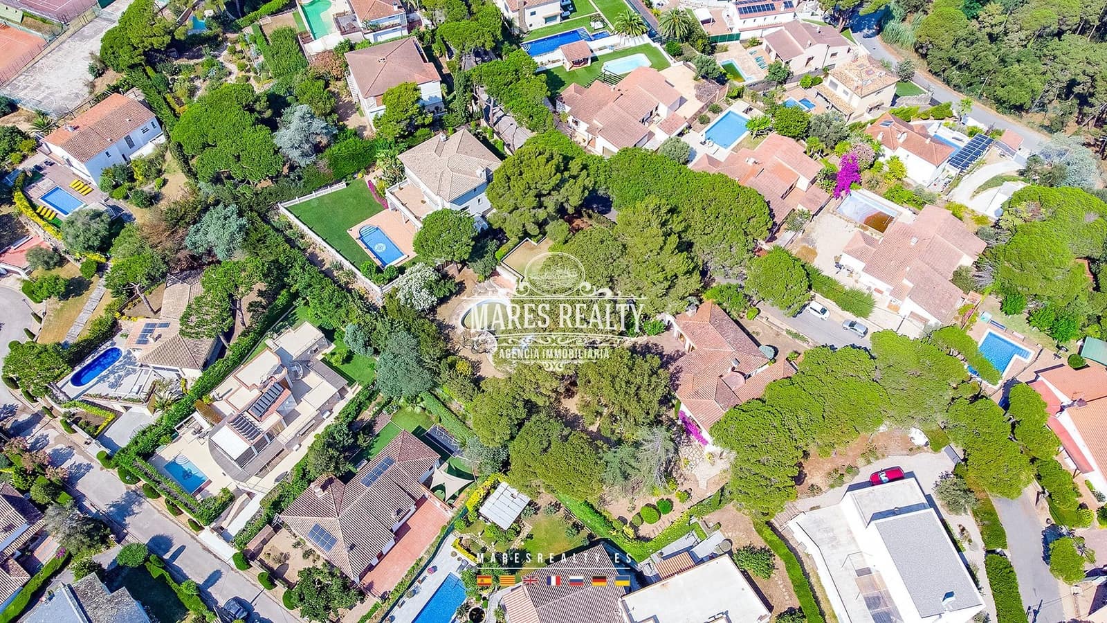 10 slaapkamer Villa te koop in Lloret de Mar met zwembad garage - € 900.000 (Ref: 8417376)